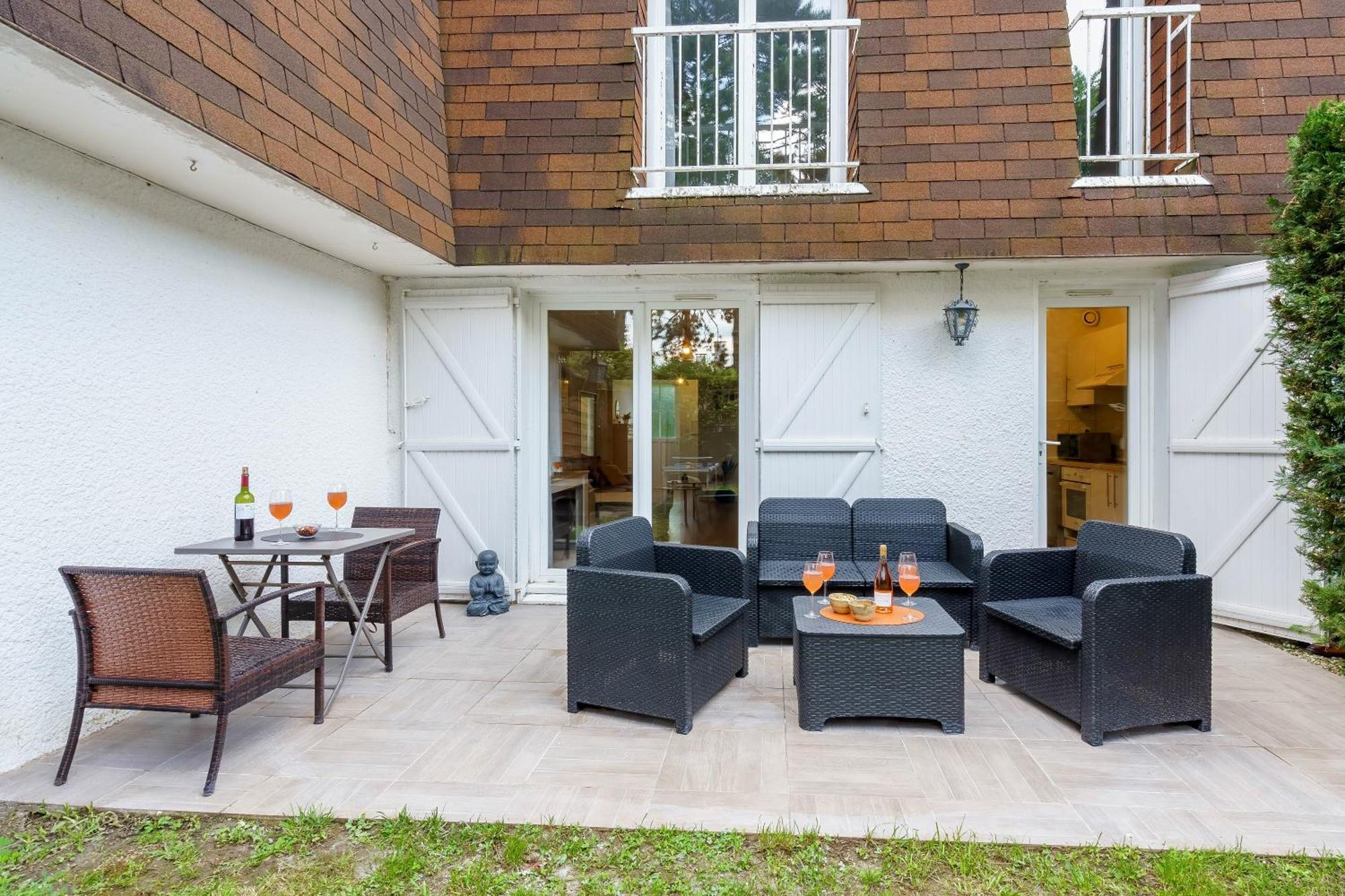 La Maison Des Sourires - Parking Gratuit - Calme - Jardin - Jeux Enfant Babyfoot, Pingpong - Proche Parc Asterix, Aeroport Charles De Gaulles, Des Sables, Chantilly * Fosses