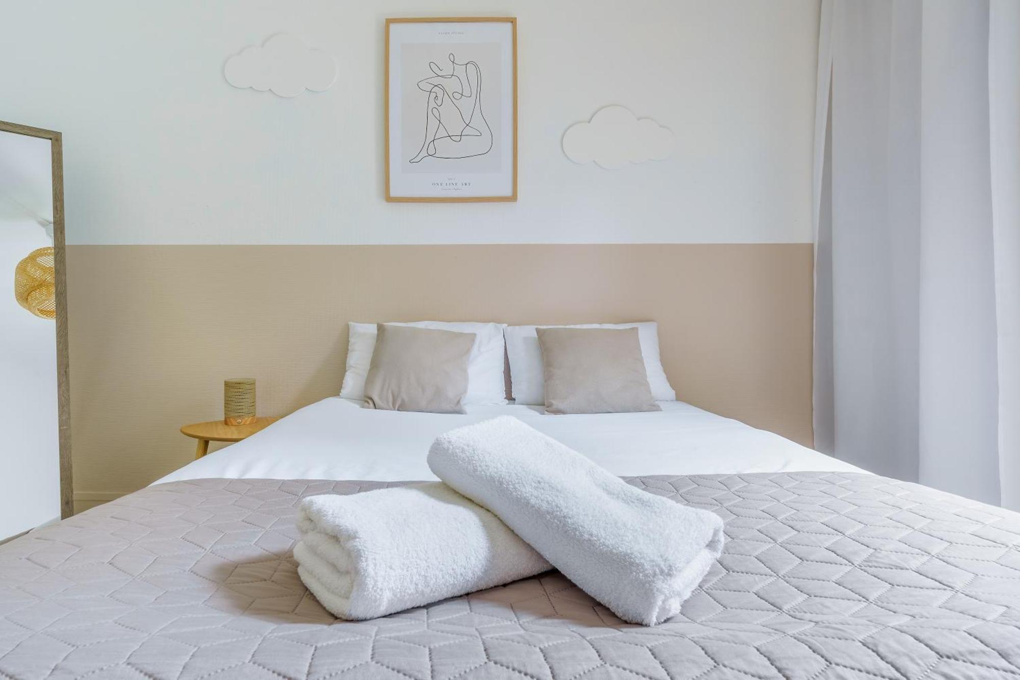 La Maison Des Sourires - Parking Gratuit - Calme - Jardin - Jeux Enfant Babyfoot, Pingpong - Proche Parc Asterix, Aeroport Charles De Gaulles, Des Sables, Chantilly Apartamento Fosses