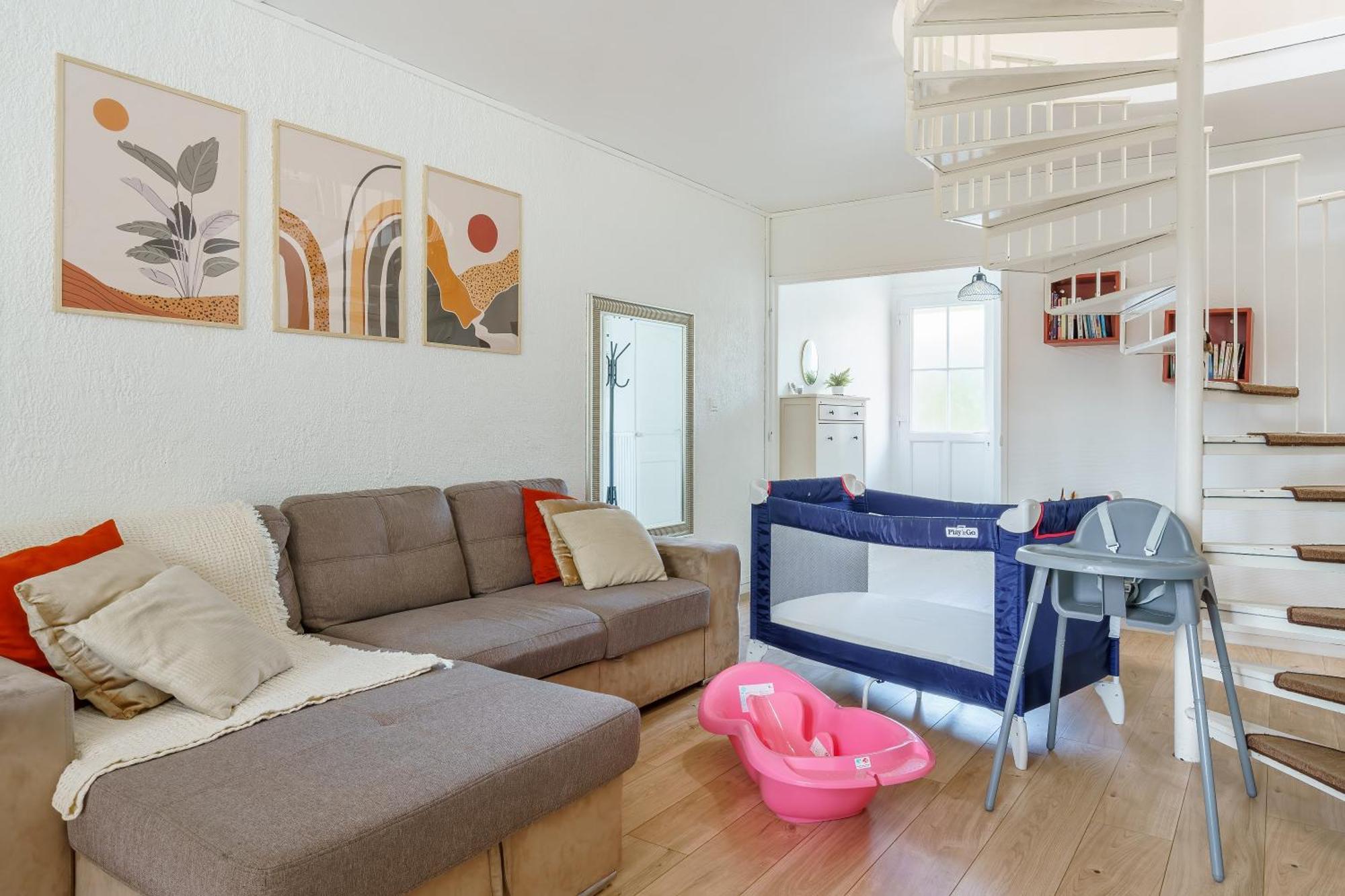 Apartamento La Maison Des Sourires - Parking Gratuit - Calme - Jardin - Jeux Enfant Babyfoot, Pingpong - Proche Parc Asterix, Aeroport Charles De Gaulles, Des Sables, Chantilly Fosses